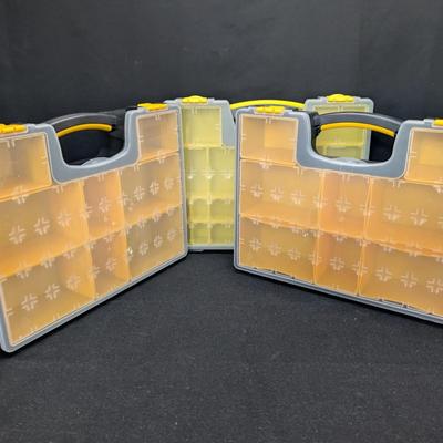 3 Storage containers