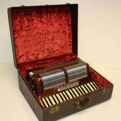 Sale Photo Thumbnail #285