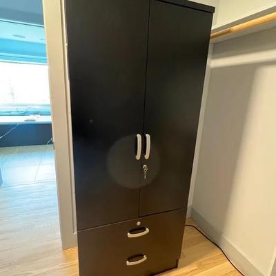 Lockable Storage Locker with Fan and Two Keys