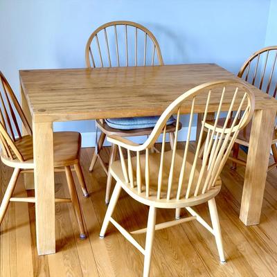 Table & (4) Chairs