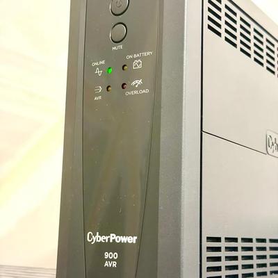 Cyber Power 900