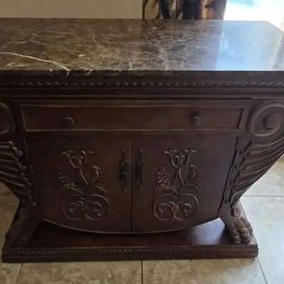 Elegant Bombay Styled Clawfoot Table