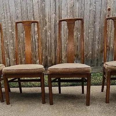 4 Vintage Chairs 