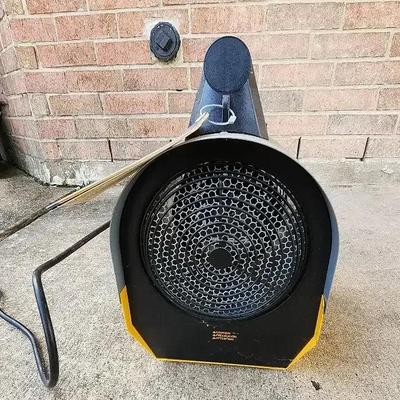 Dewalt Commercial Electronic Forced Heater 