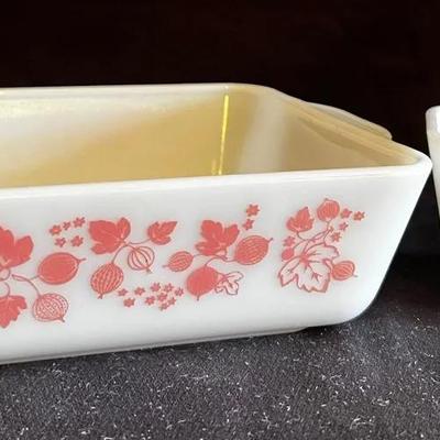 PYREX Pink Gooseberry Casserole And Refrigerator Bowl