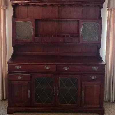 Vintage PENNSYLVANIA HOUSE Colonial 2-Piece Wood China Hutch