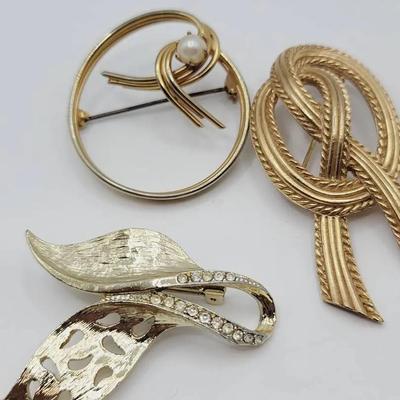 3 pc Pins Crown Trifari Pearl and Rhinestone 2 Unmarked