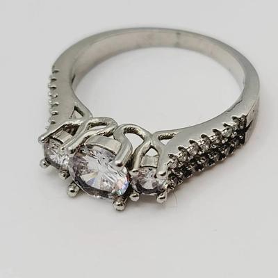 925 Silver Sz 6.5 3 Stone - Great Travel or Placeholder Engagement Ring