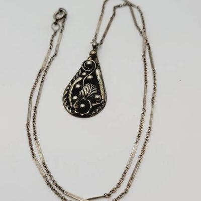 925 Sterling Silver Signed Southwest Floral Pendant Necklace 