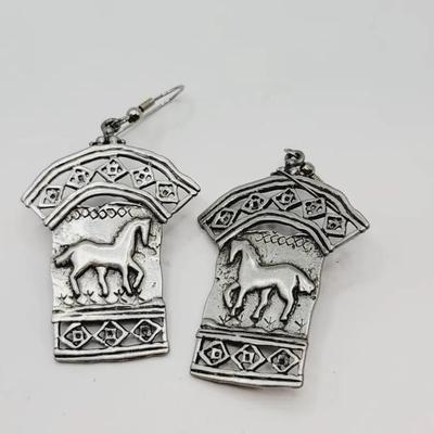 JJ Southwest Silver Tone Horse Earrings 
