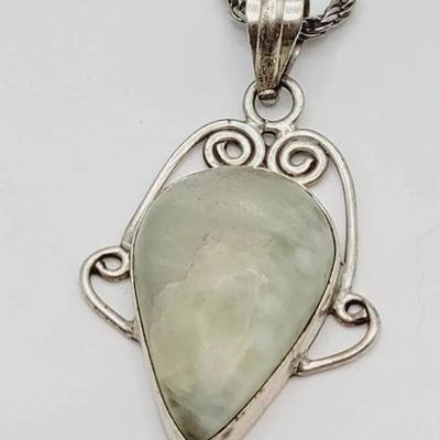 Sterling Green Stone Pendant Necklace 925 Silver 