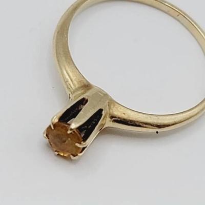 14k Yellow Gold Sz 8.75 Yellow Stone Ring