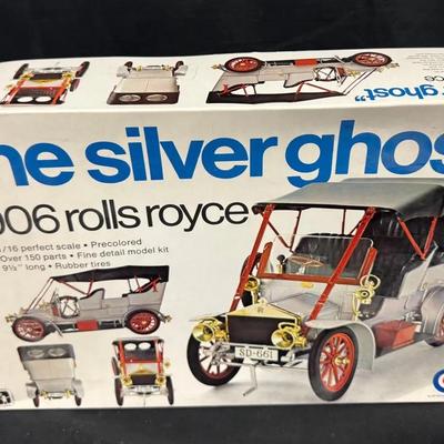 SS535 - vintage 1/16 Scale, “The Silver Ghost”, 1906 Rolls-Royce, Model Kit By Enter