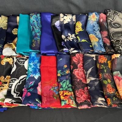 SAM514 - Ladies Vintage Scarves Group #2