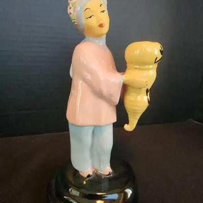 Walter Wilson California Pottery, "Toy Ming" Figure - Woman holding a basket