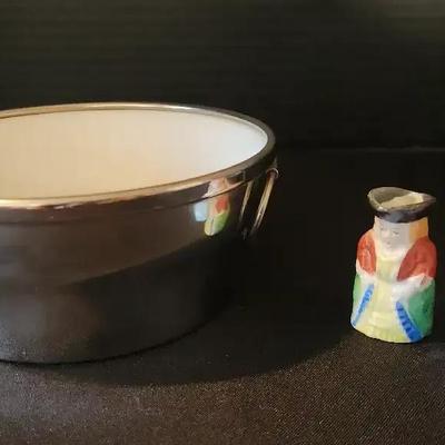 Vintage Baby Hickory Dickory Dock Warming Dish & 2 Miniature Made in Japan Toby-Style Mugs