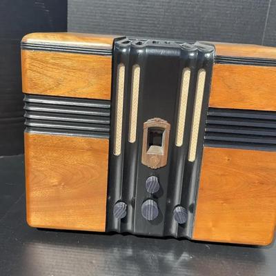 Patterson Model 86AW AM Shortwave Radio - 8 Tube - 1930s - Works Great!  Not original knobs