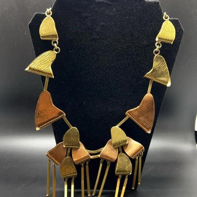 Avante Garde Mixed Metals Runway Necklace - Gold & Copper Tone Metallic Hammered Finish