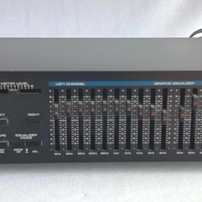 Yamaha Natural Sound Graphic Equalizer Eq – 32