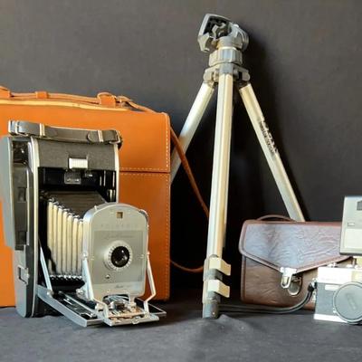 Camera Case Konica C35 film camera with camera case Polaroid Land Camera Model 150, a vintage