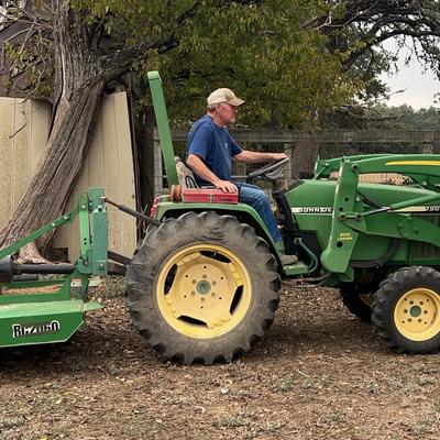 2006 John Deere 790 Utility Tractor with 300 Front End Loader and Shredder 