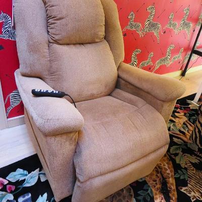 Sale Photo Thumbnail #330