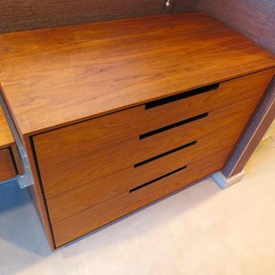 Sale Photo Thumbnail #388