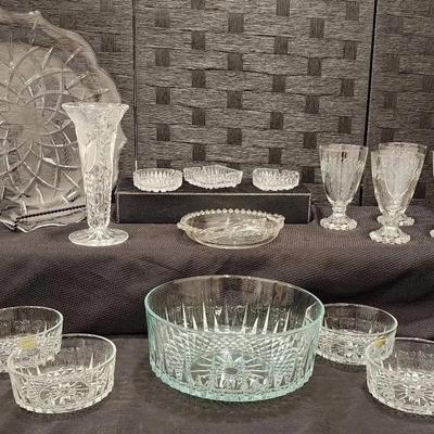 15 Piece Crystal Serving Pieces (Floral Vase,  Salad Set,  Glasses & More)