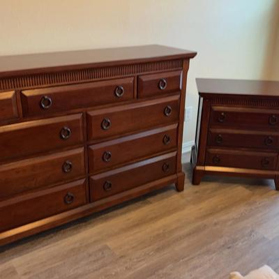 Dresser with Matching 3-Drawer End Table (READ PICKUP DETAILS IN DESCRIPTION) 