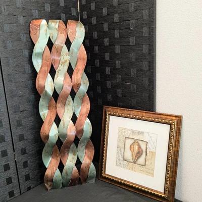 Framed Conch Shell Print & Decorative Metal Wall Hanging