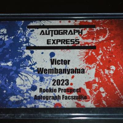 Sale Photo Thumbnail #644