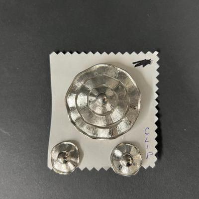 Sale Photo Thumbnail #22