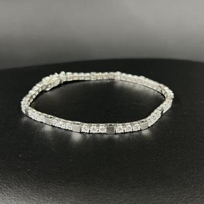 Sale Photo Thumbnail #178