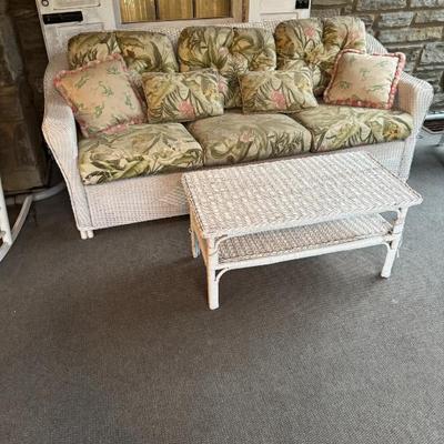 Sale Photo Thumbnail #576