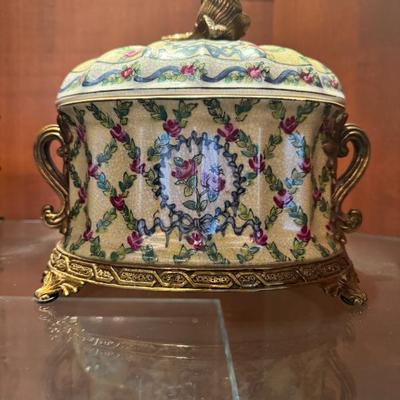 Sale Photo Thumbnail #105