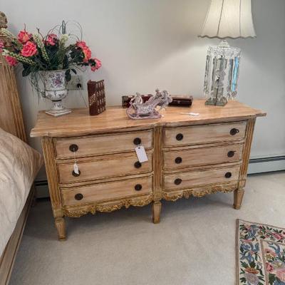 Sale Photo Thumbnail #540