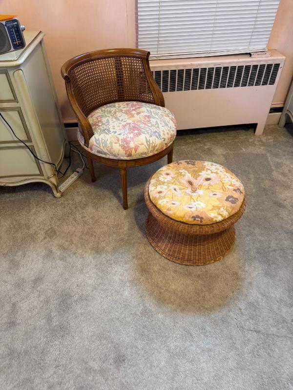 Sale Photo Thumbnail #661