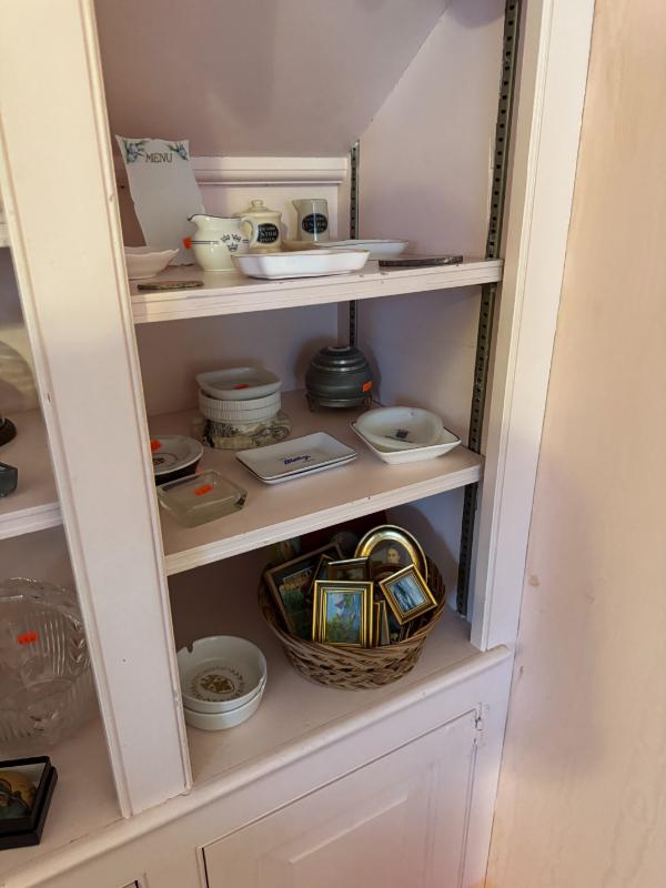 Sale Photo Thumbnail #673