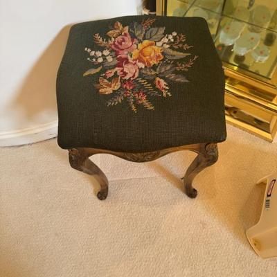 Sale Photo Thumbnail #543