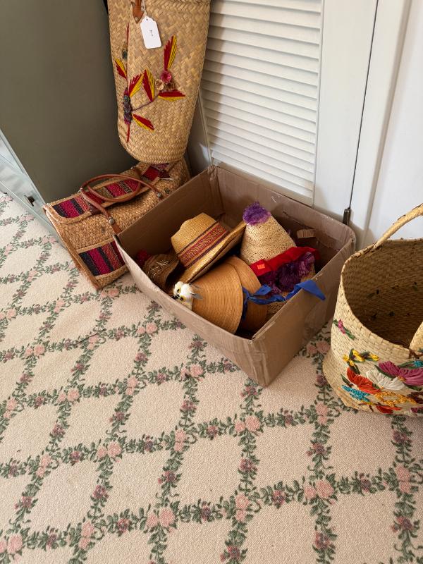 Sale Photo Thumbnail #651