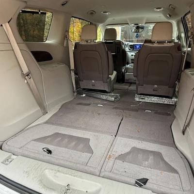 Sale Photo Thumbnail #9