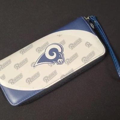 Show Your Team Spirit  - LA Rams Zippered Wallet