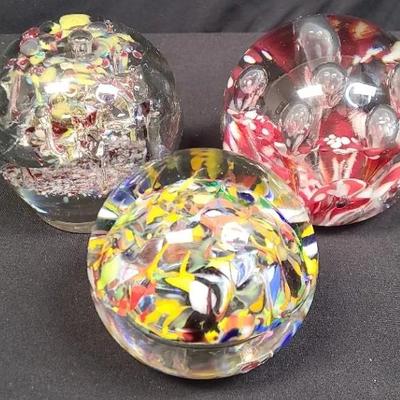 Mesmerizing Murano-Style Paperweights To Brighten Your Space