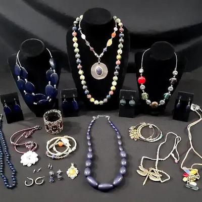 Colorful Beaded Jewelry 