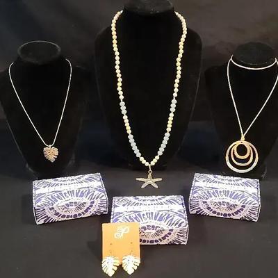 Plunder Necklaces And Earrings 