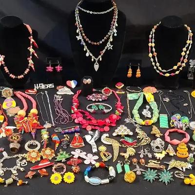 Colorful And Holiday Jewelry 