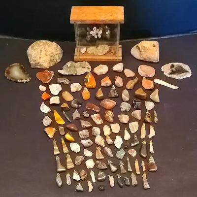 Gemstones, Mineral Specimens & Assorted Pendants