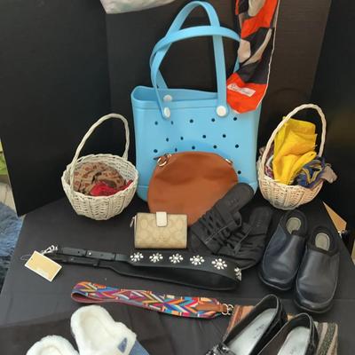 Coach, Michael Kors & More Featuring Pierre Cardin Scarf — Size 8.5 Shoes