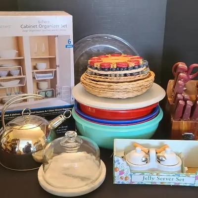 Kitchen Accessories Featuring Paula Deen Knife Set