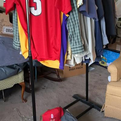 Men’s Clothes Sizes M–XL